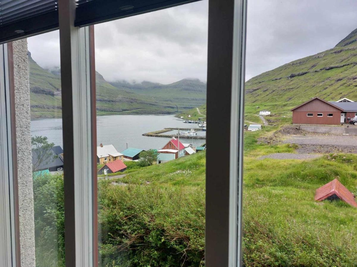Fjord Guesthouse Funningsfjordur Exterior photo